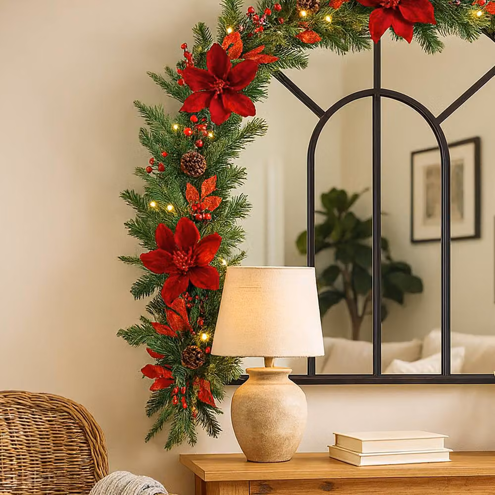 Marco Paul Pre-Lit Christmas Garland with Red Magnolia and Greenery, W: 270 cm, D: 35 cm – 7