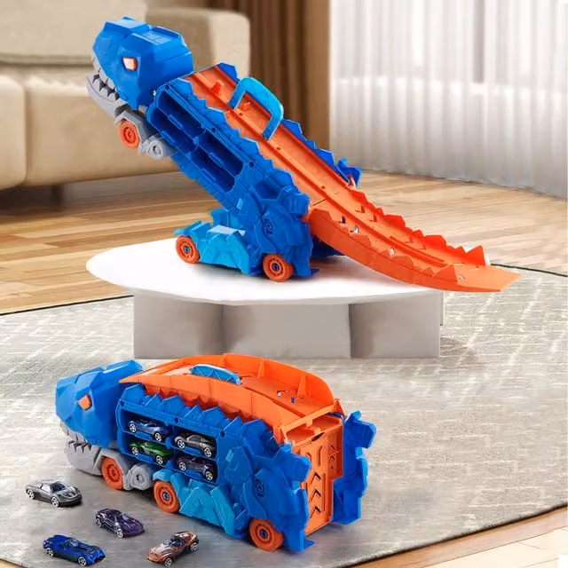 Komore Race Track Set with Blue and Orange Animals and Vehicles