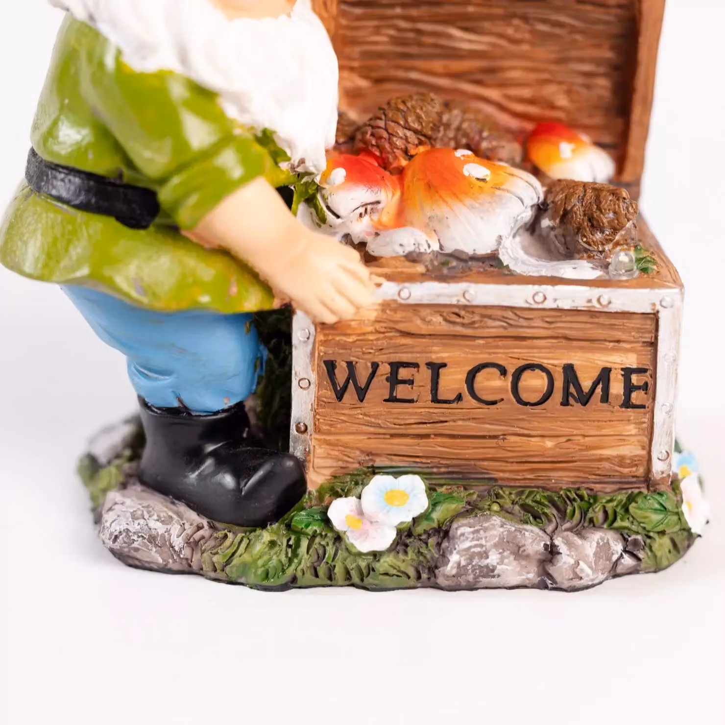 Marco Paul Solar LED Welcome Gnome Garden Ornament in Multicolour – 4