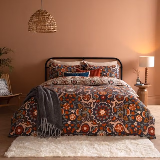 Furn Kinfolk Reversible Floral Cotton Duvet Cover Set in Blue, W: 140 cm, H: 200 cm – 1