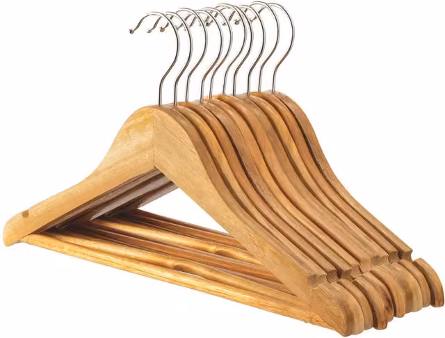 Harbour Housewares Brown Wooden Childrens Clothes Hangers with Notches and Bar