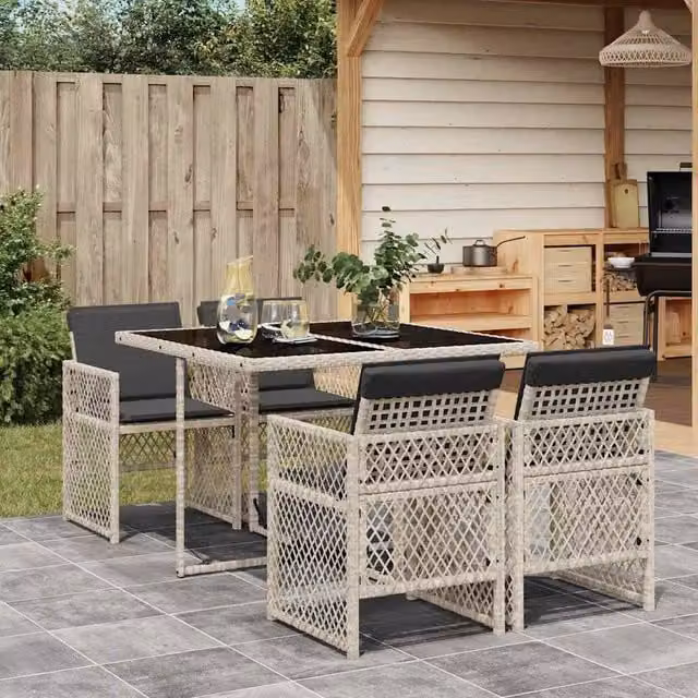 Berkfield Home 5 Piece Garden Dining Set with Light Grey Poly Rattan and Cushions