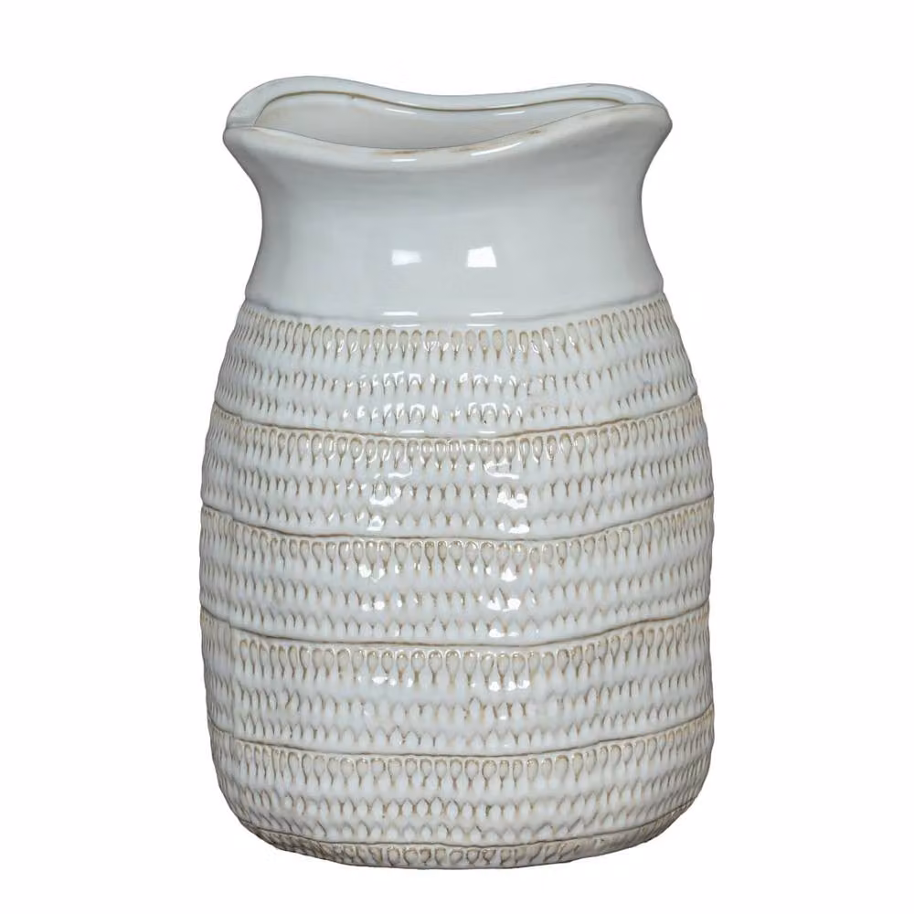 Wyld Haus Saffron Medium Hewn Ceramic Vase in White, H: 22.0 cm, W: 16.0 cm, D: 16.0 cm – 2