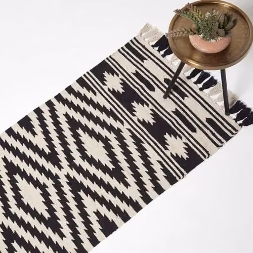 Homescapes Dinan Handwoven Cotton Kilim Rug Runner in White and Black, W: 66 cm, L: 200 cm