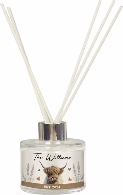 Personalised Memento Company Personalised Highland Cow Floral Reed Diffuser in Clear Glass