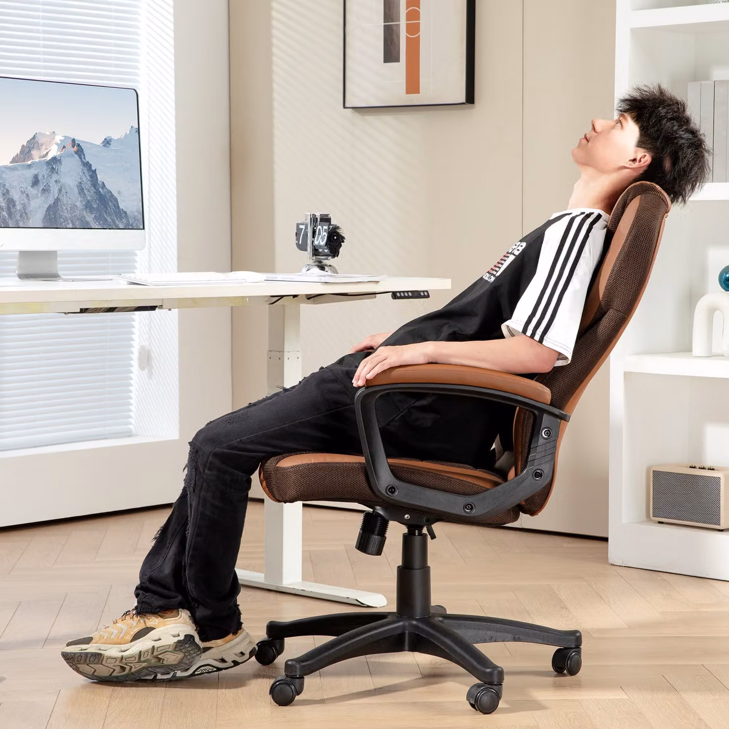 HOMCOM Brown Faux Leather Executive Office Chair with High Back, Armrests and Swivel Function, H: 120 cm, W: 65 cm, D: 48 cm – 6