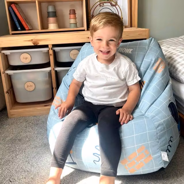 rucomfy Dig-It Snuggle Chair Bean Bag for Kids in Multicolour