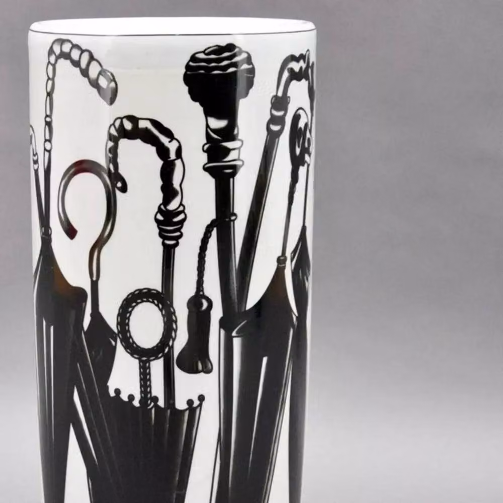 Minster Round Ceramic Umbrella Stand Vase in Black and White, W: 20 cm, D: 20 cm, H: 46 cm – 5