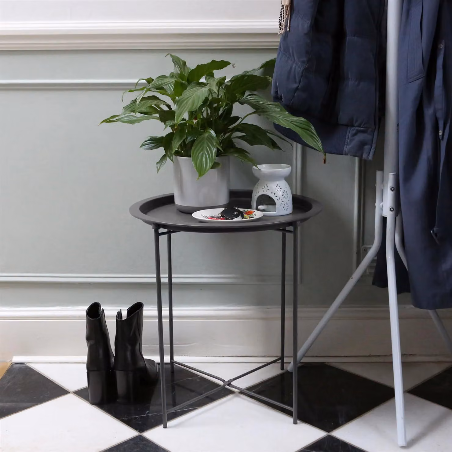Harbour Housewares Round Metal Tray Table in Matte Grey – 5