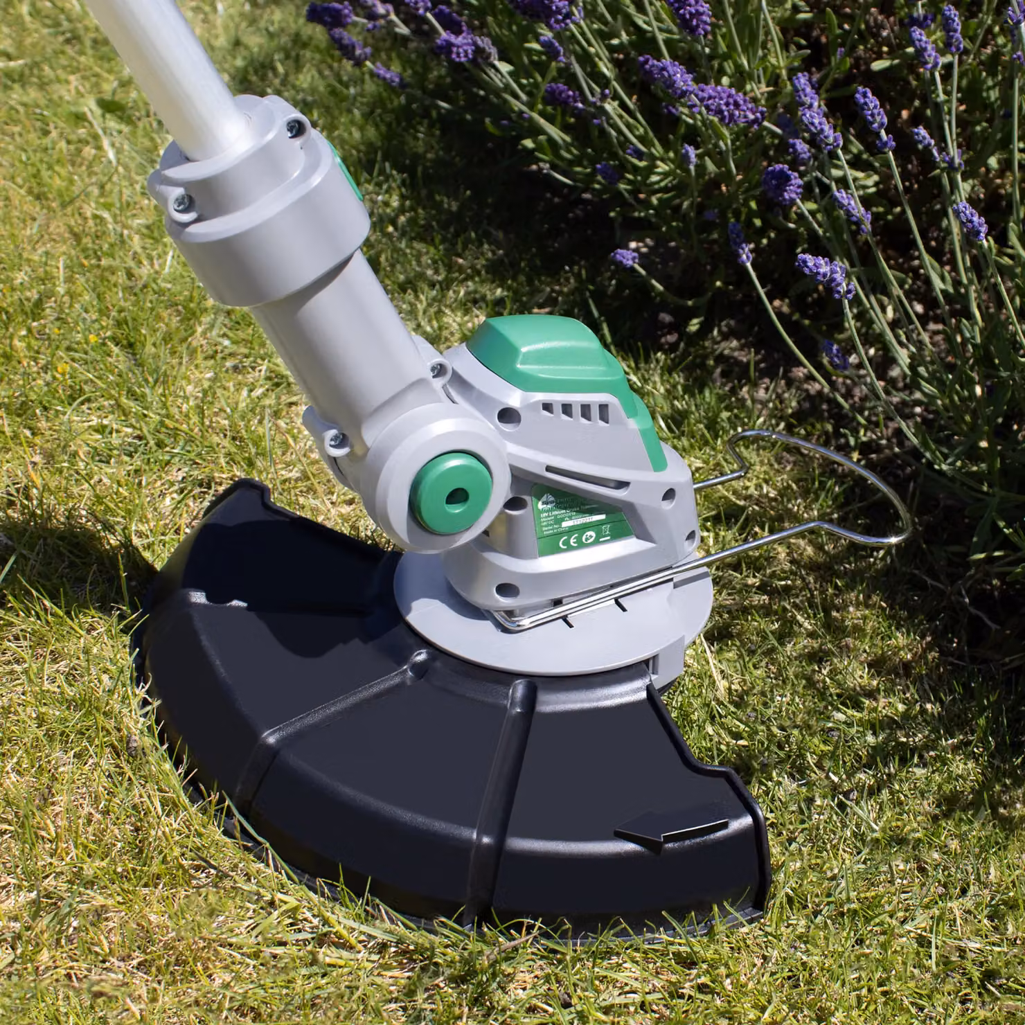 Gracious Gardens 18V Cordless Strimmer in Green with Battery and Charger – 3
