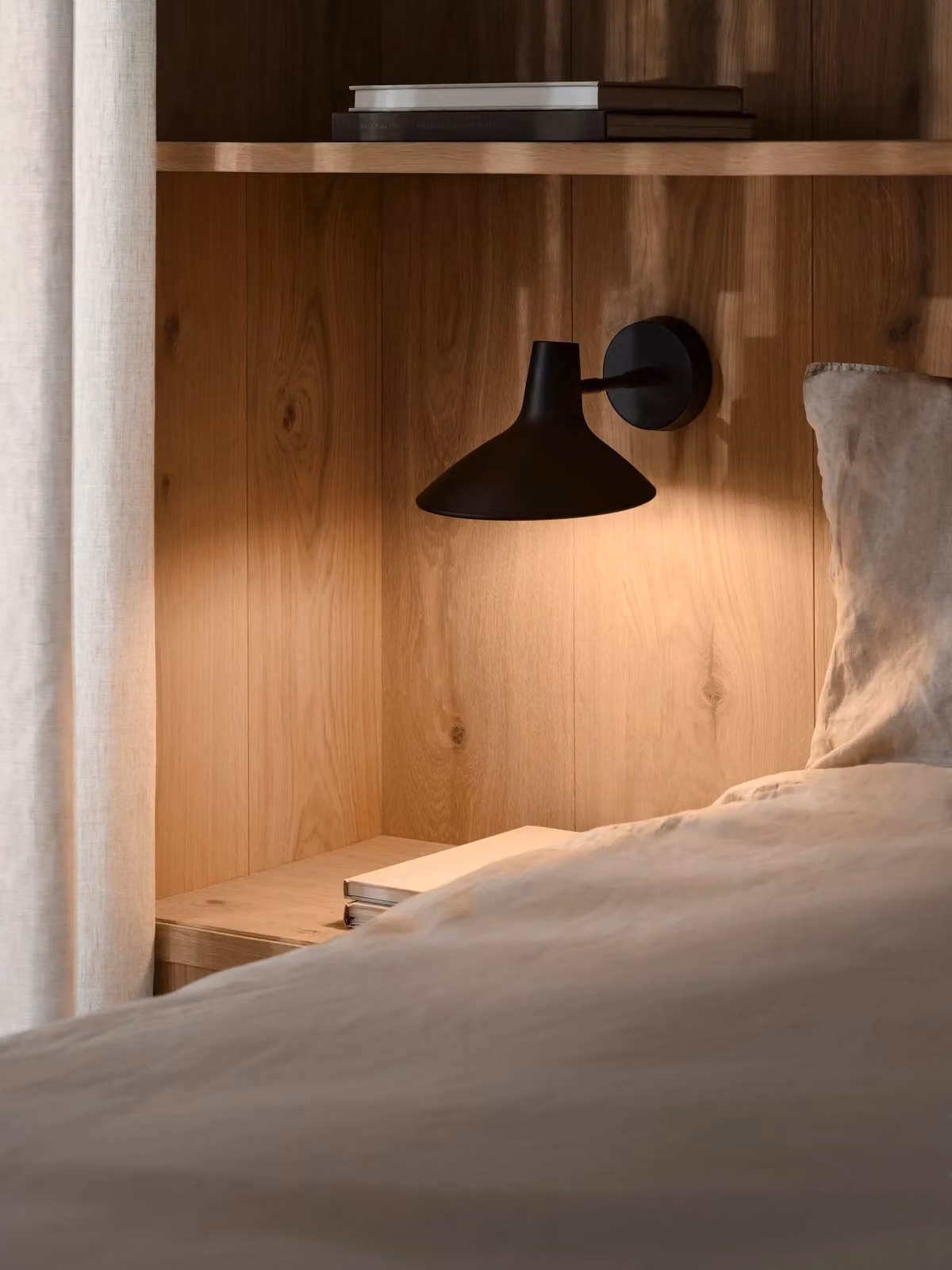 Nordlux Darci Adjustable Wall Light in Black Metal with E14 Socket – 5