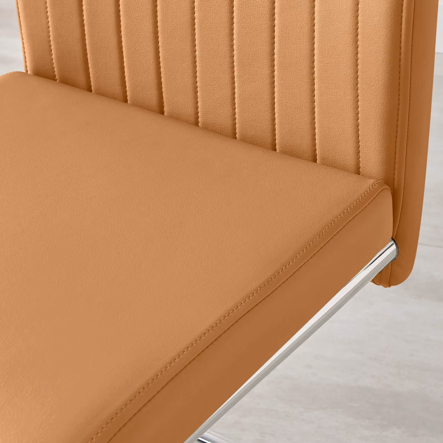 FurnitureboxUK Lorenzo Set of 2 Tan Faux Leather Dining Chairs with Silver Metal Cantilever Base – 2