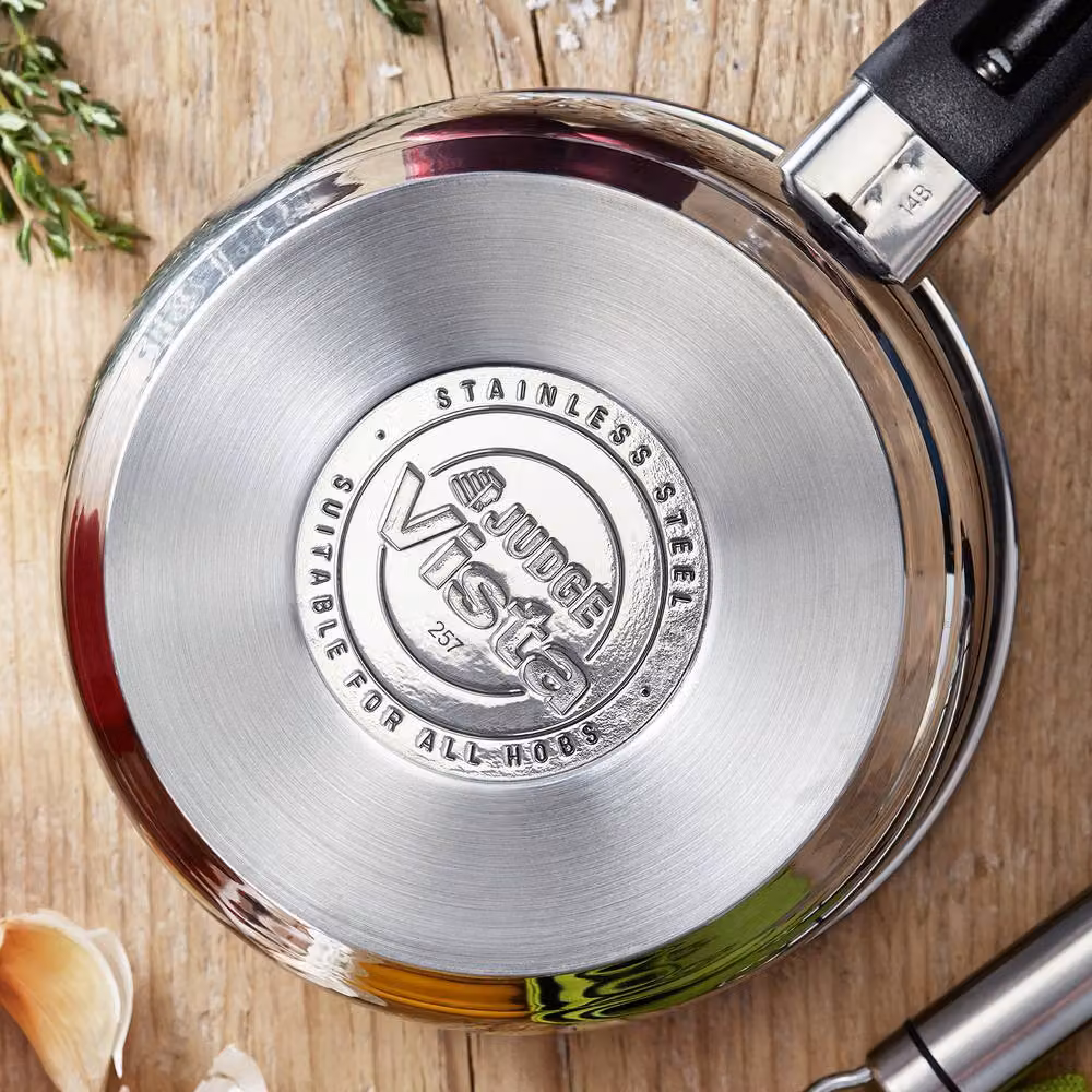 Judge Vista Stainless Steel Two Cup Egg Poacher and Frying Pan with Shatterproof Vented Glass Lid in Silver – 4