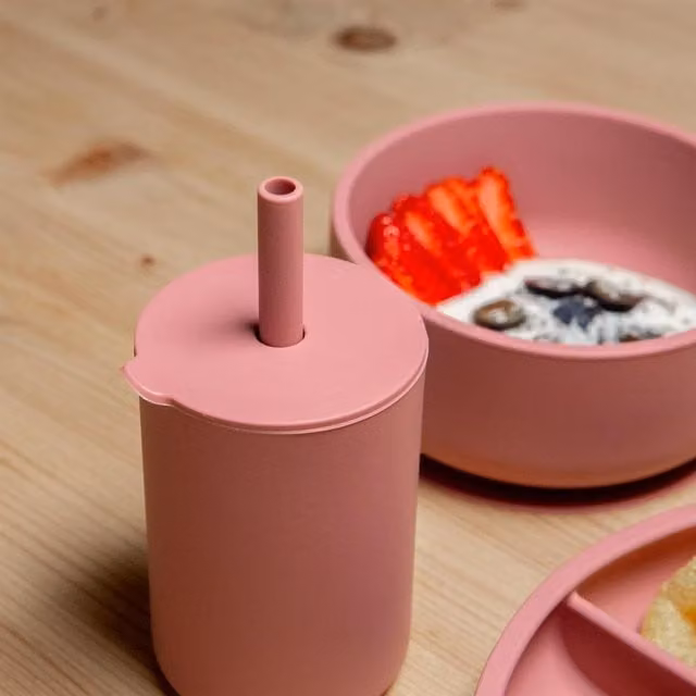 Tiny Dining 170ml Silicone Baby Training Cup with Straw and Lid, Pink