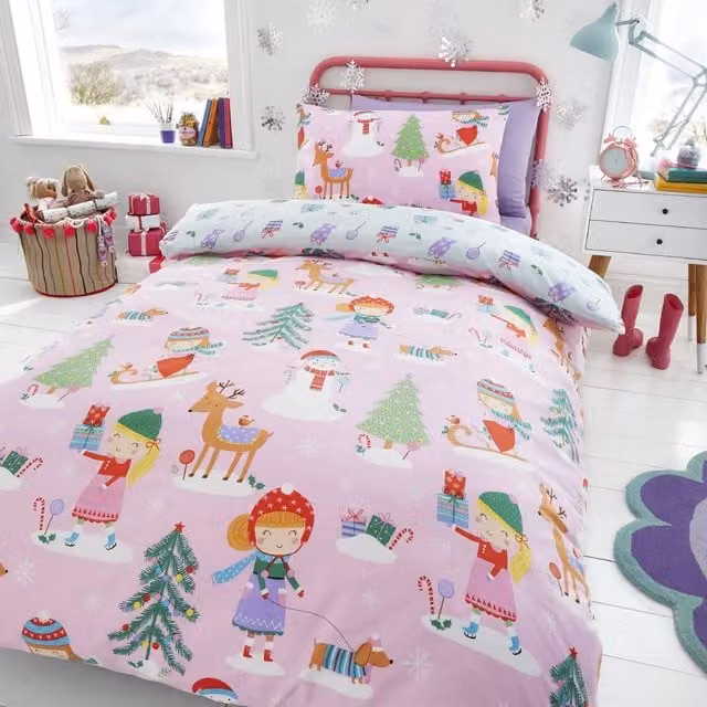 Happy Linen Company Kids Girls Festive Christmas Tree Reversible Duvet Cover Bedding Set in Pink, Toddler Size