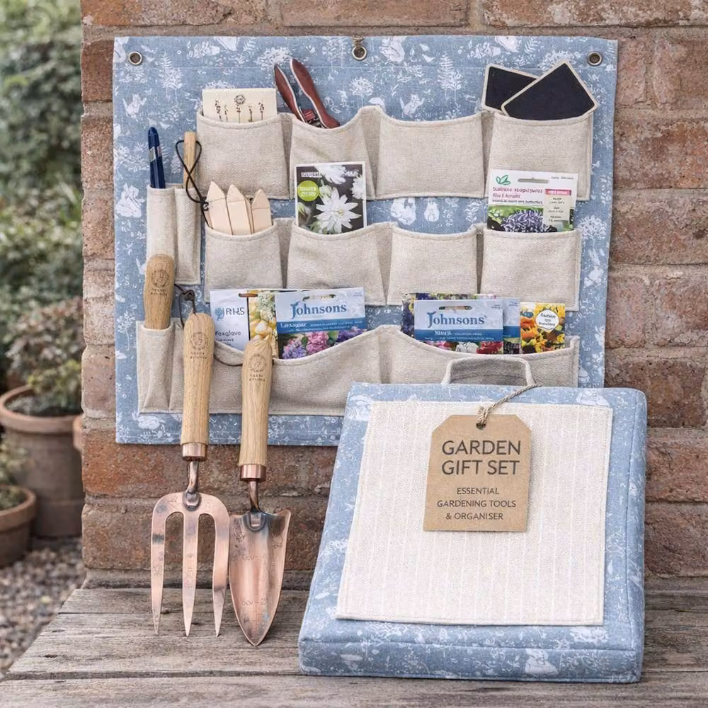 Beatrix Potter Peter Rabbit 4 Piece Garden Accessory and Tool Set in Baby Blue – 2