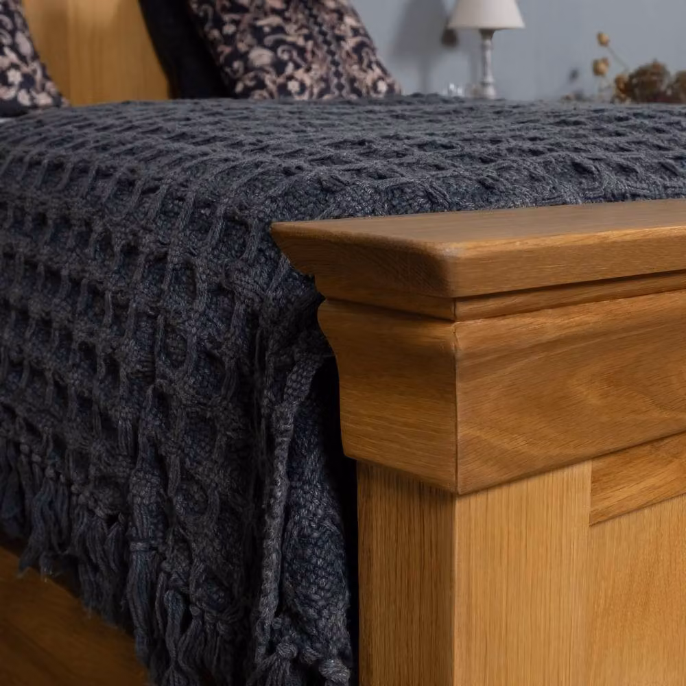 Elm Home And Garden Hand Crafted Solid Oak Bed in Natural Brown Finish, King Size, W/D/H: 180 x 200 x 105 cm – 3