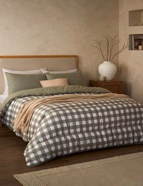 Nightlark Gingham 10.5 Tog Coverless Duvet Set in Green Microfibre
