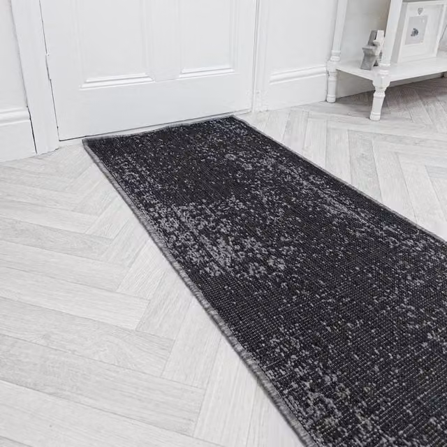 runrug Tapestry Reversible Carpet Runner Rug in Black, W/D/H: 60 x 270 cm – 1