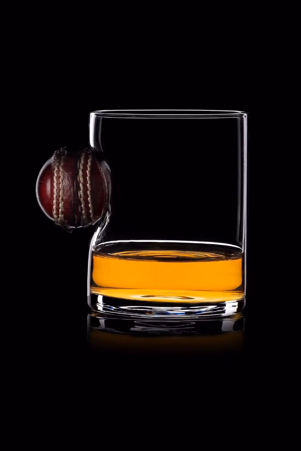 Bar Bespoke Set of 2 Cricket Ball Glass Tumblers, 350ml, Clear – 2