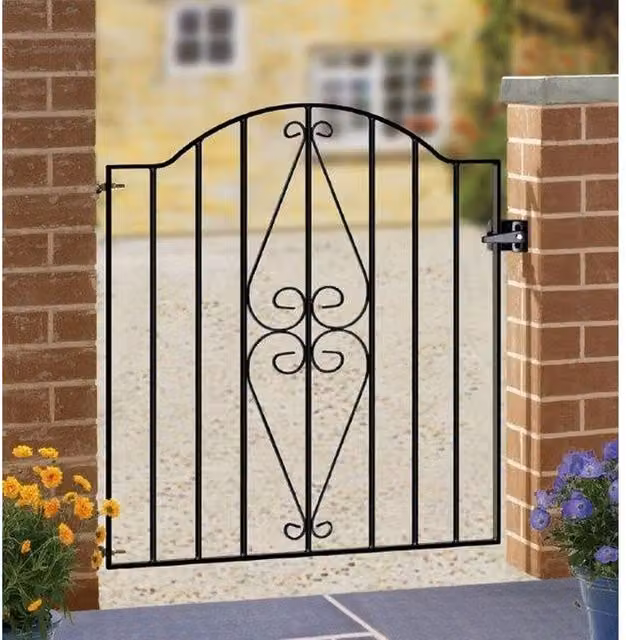 Burbage Iron Craft Stirling Scroll Henley Low Bow Top Single Gate in Black, W: 95.5 cm, H: 94.6 cm