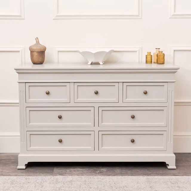 Melody Maison Daventry Large 7 Drawer Chest of Drawers in Taupe Grey