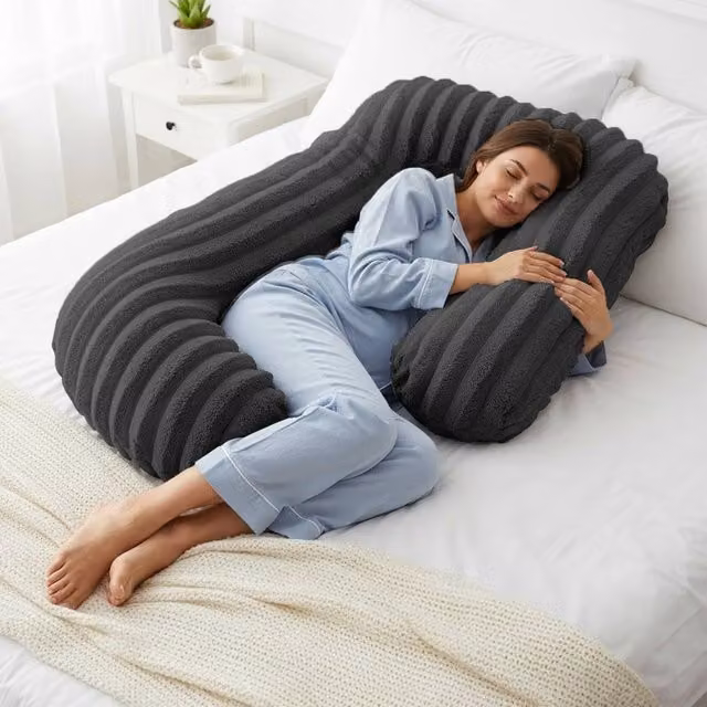 Velosso Jumbo Cord Faux Fur Body Pillow for Back and Lumbar Support in Black – 1