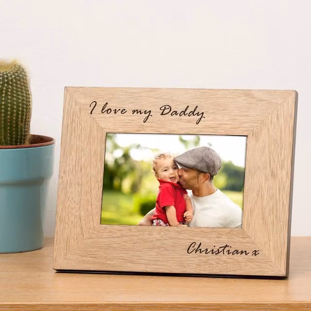 Uniqueful Men's Personalised I Love My Daddy Wood Picture Frame, Brown, 10 x 15 cm