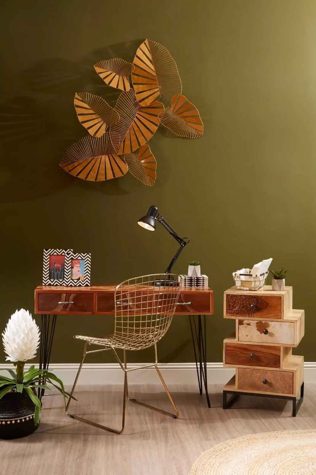 Orsina Modern Geometric Metal Grid Frame Wire Chair in Gold – 4