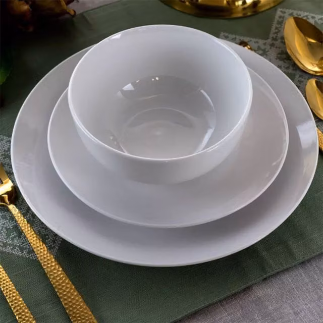 Glim & Glam 12-Piece White Porcelain Coupe Dinner Service