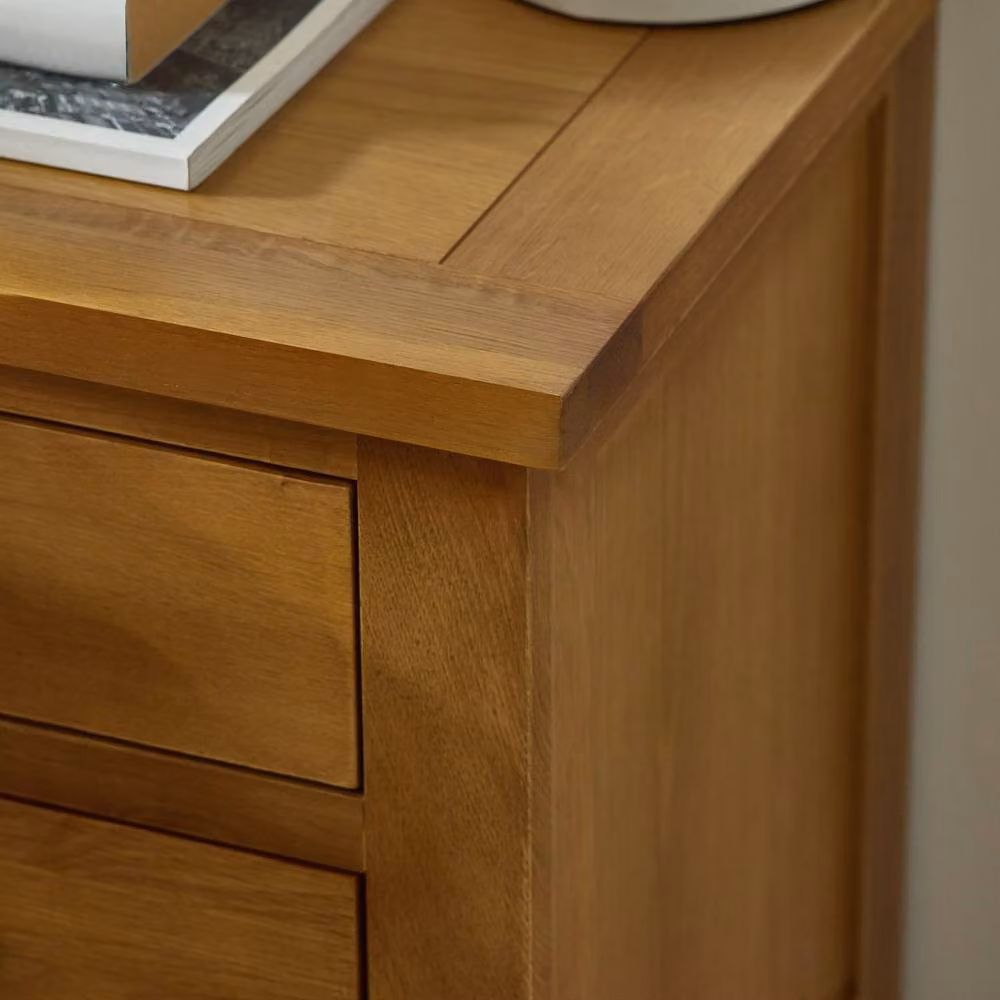Cheshire Premium Kingsley 3 Drawer Bedside Unit in Brown Oak Wood – 2