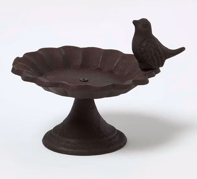 Homescapes Cast Iron Decorative Round Bird Bath with Bird Decoration in Brown