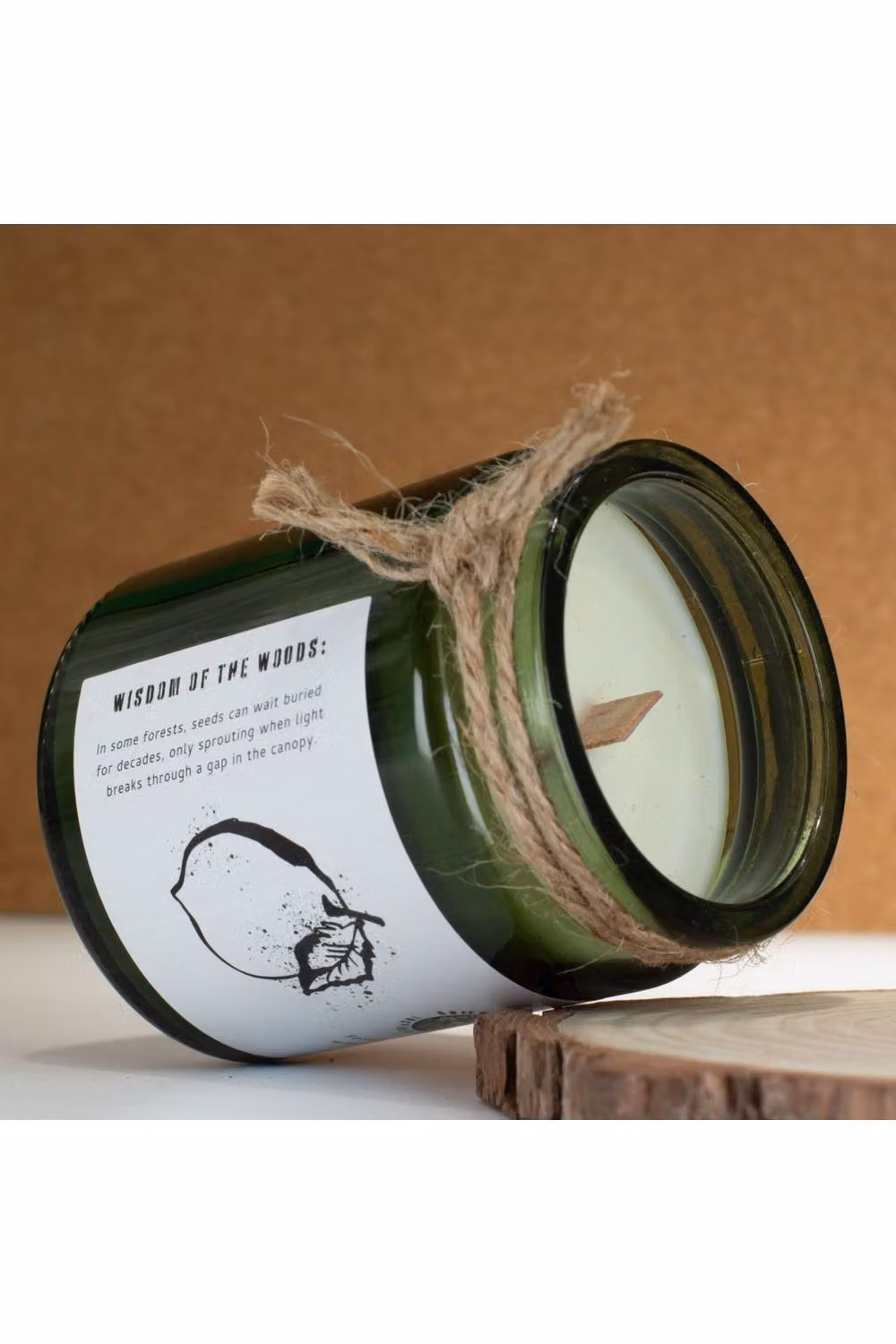 KDMD Greenman Cedar Citrus Soy Candle with Wood Wick Crackle in Green – 3