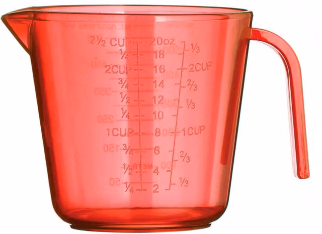 Orsina Red Plastic Measuring Jug with Printed Scale, 600 ml