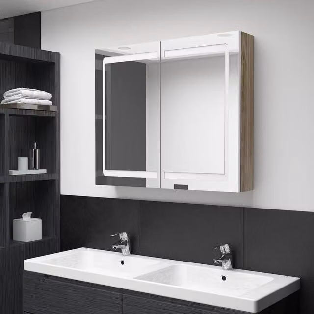 Berkfield Home LED Bathroom Mirror Cabinet in White and Oak, W/D/H: 80 x 12 x 68 cm