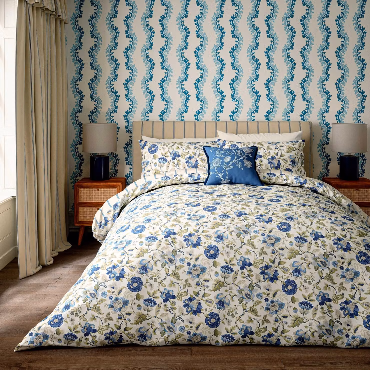 Sanderson Amanpuri Super Kingsize Blue Floral Cotton Duvet Cover and Pillowcase Set, 200 x 200 cm – 2