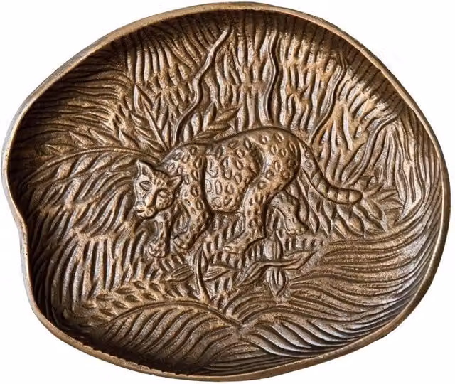 Artesa Gold and Bronze Embossed Oval Aluminium Serving Platter with Leopard Design, W: 24 cm, D: 21 cm – 5