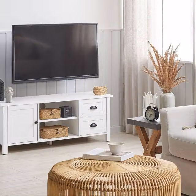 Wyld and Coco White Rustic TV Stand with Drawers, W/D/H: 120 x 40 x 46 cm