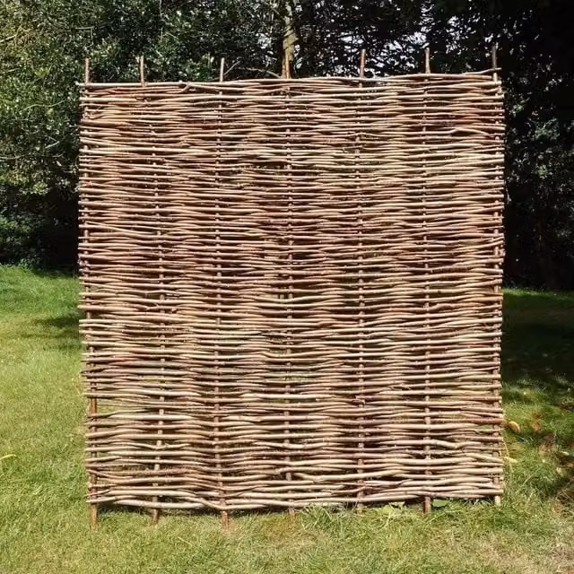 Access Garden Products Hazel Hurdle Fence Panel Premium Woven Wood in Brown, W: 122 cm, H: 182.88 cm