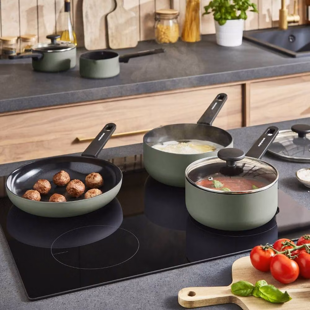 Morphy Richards 5-Piece Green Aluminium and Ceramic Saucepan and Frying Pan Set – 3