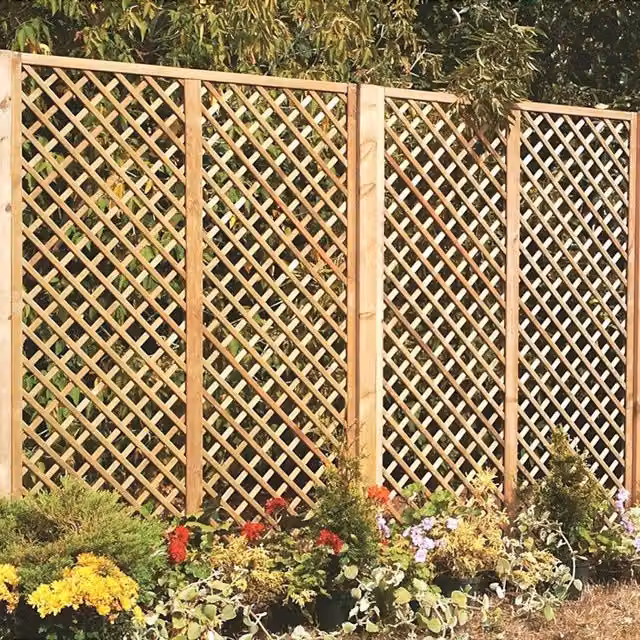 Primrose English Fan Wood Garden Privacy Trellis in Brown, H 183 cm x W 30 cm x D 30 cm