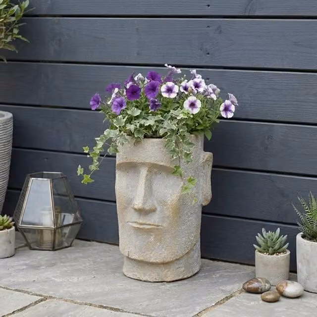 Garden Greatness Lunaria Easter Island Tabletop Planter Pot, Grey Multicolour, H 31.0 cm x W 23.0 cm x D 21.0 cm