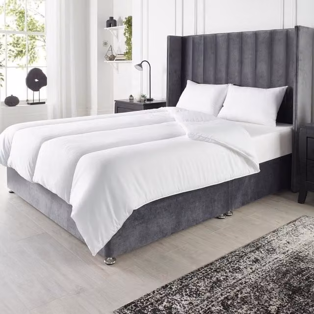 OHS Soft Like Down 15 TOG Microfibre Quilt in White, Super King Size