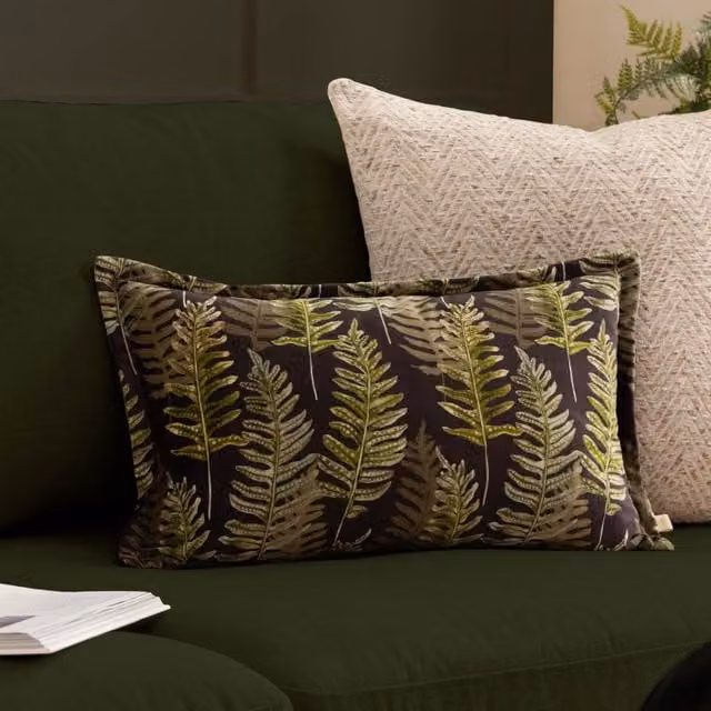 Wylder Nature Kielder Forest Fern Night Velvet Cushion in Black and Green, W/D/H: 50 x 30 x 50 cm