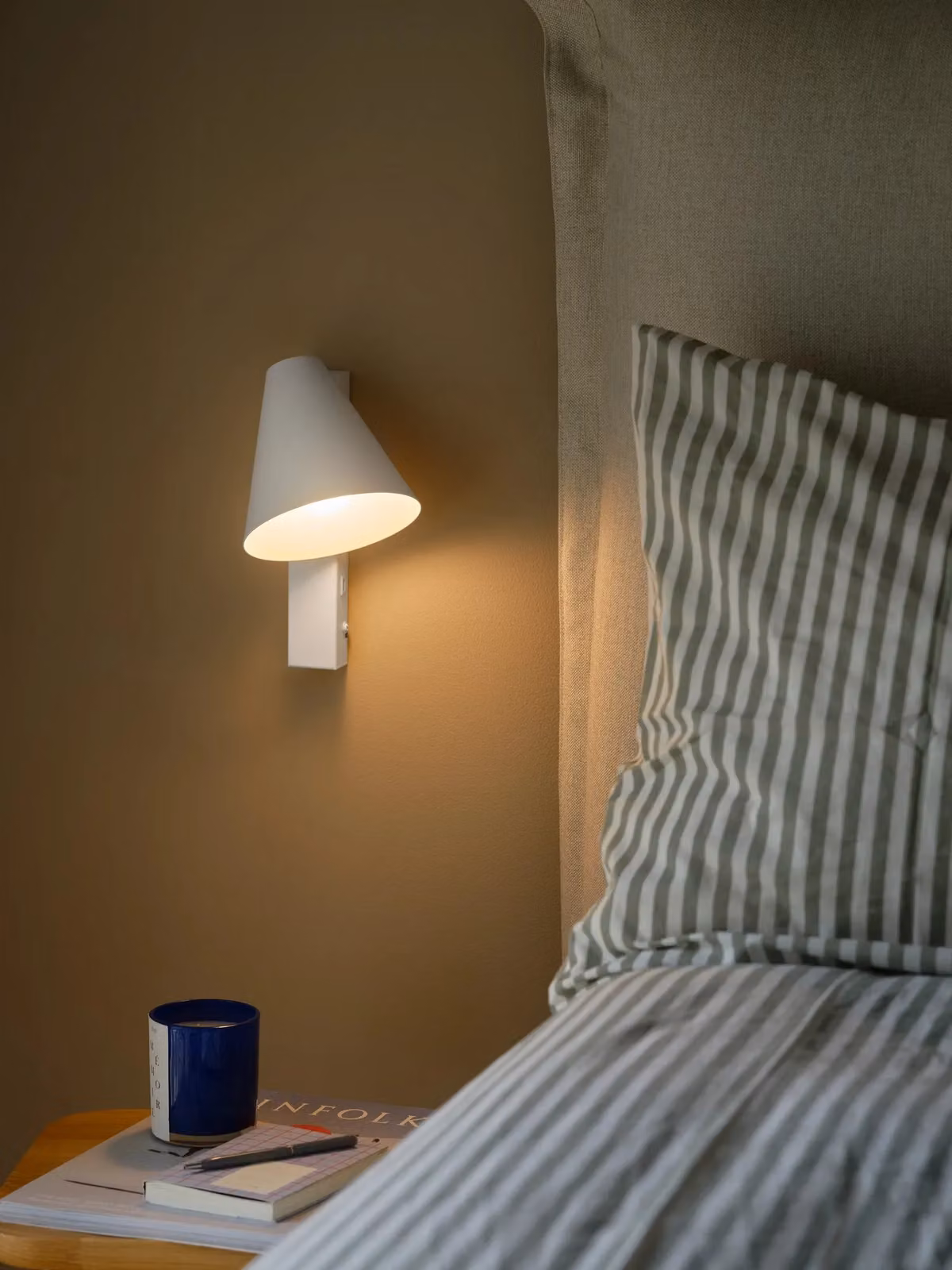 Nordlux Wilmer Adjustable Metal Wall Light in White with E14 Mains Connection – 2