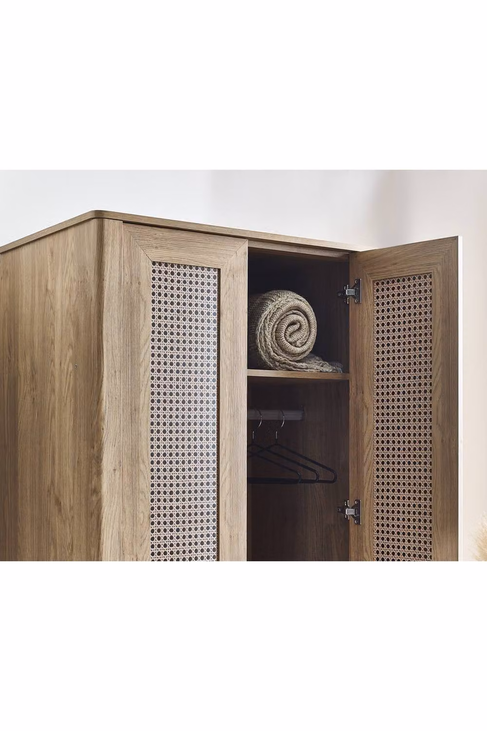 Julian Bowen Sydney Oak 2 Door Wardrobe with Rattan Print and Internal Shelving – 4