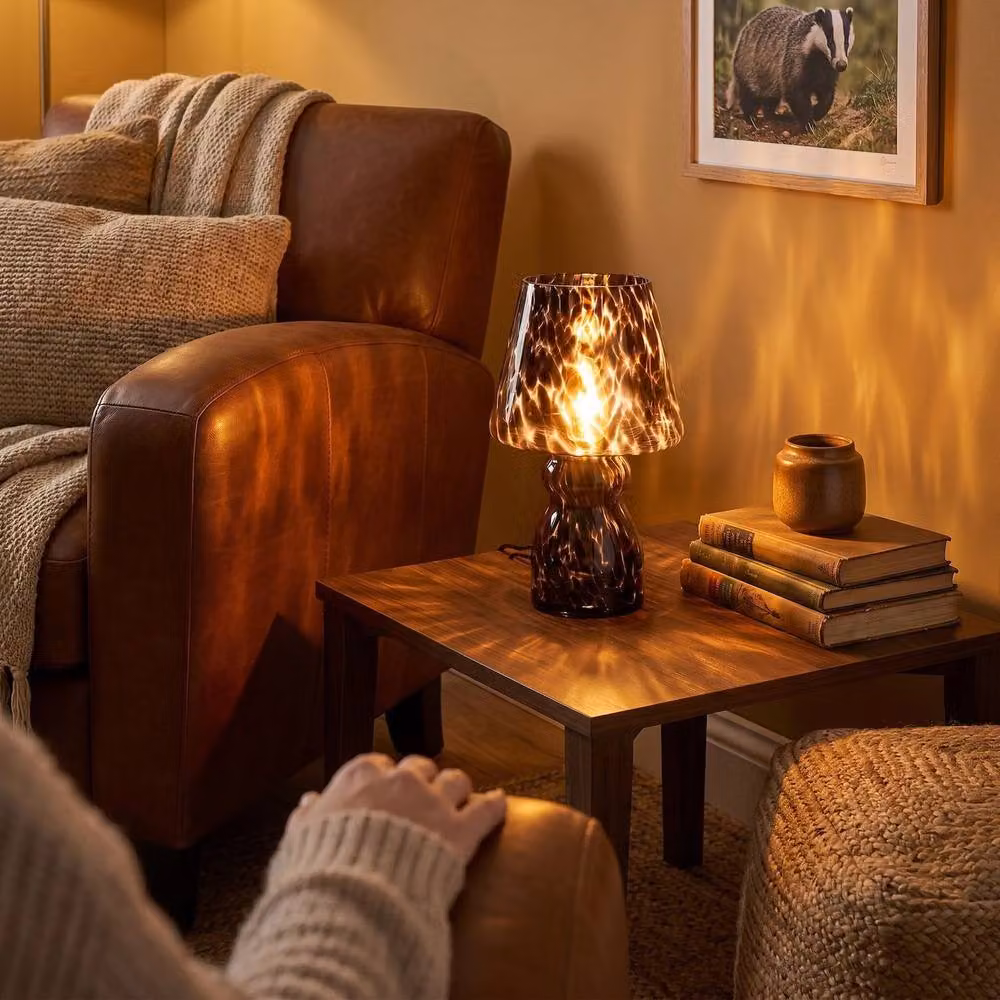 Happy Homewares Clear Glass Mushroom Table Lamp with Brown Speckle Snowflake Pattern – 5