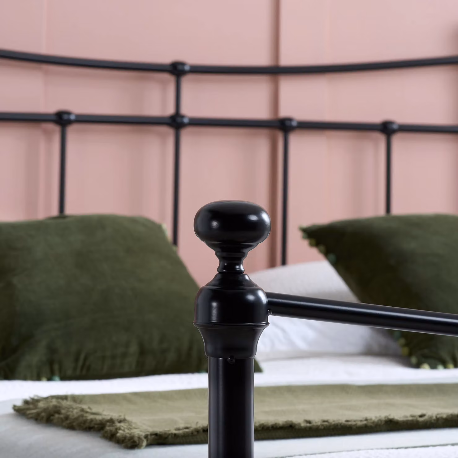 Birlea Emily Black Lacquered Metal Bed Frame, Double 140 x 200 cm – 3