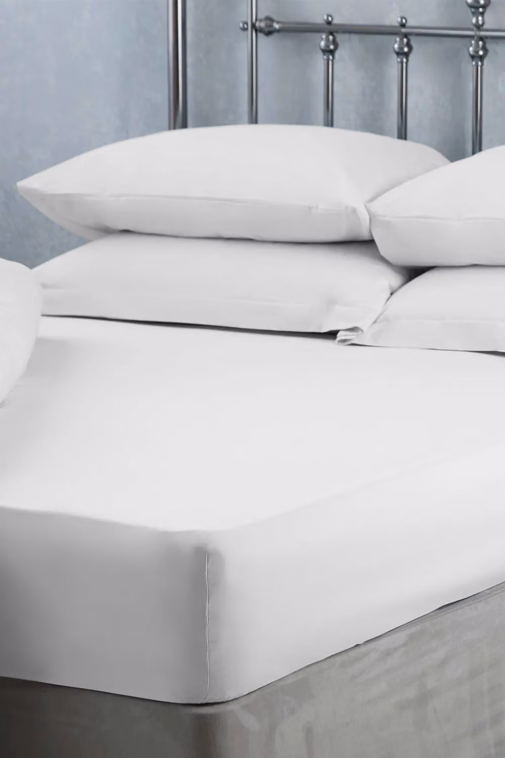 Belledorm Easycare 200 Thread Count Cotton Percale Fitted Sheet, Cream, King Size (180 x 200 cm) – 2
