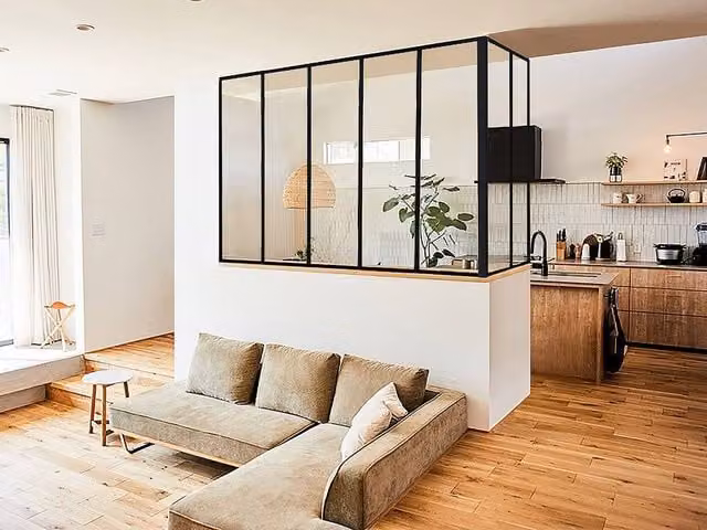Vente-unique Corner Power-Coated Aluminium and Glass Partition in Black, W/D/H: 150 x 60 x 130 cm
